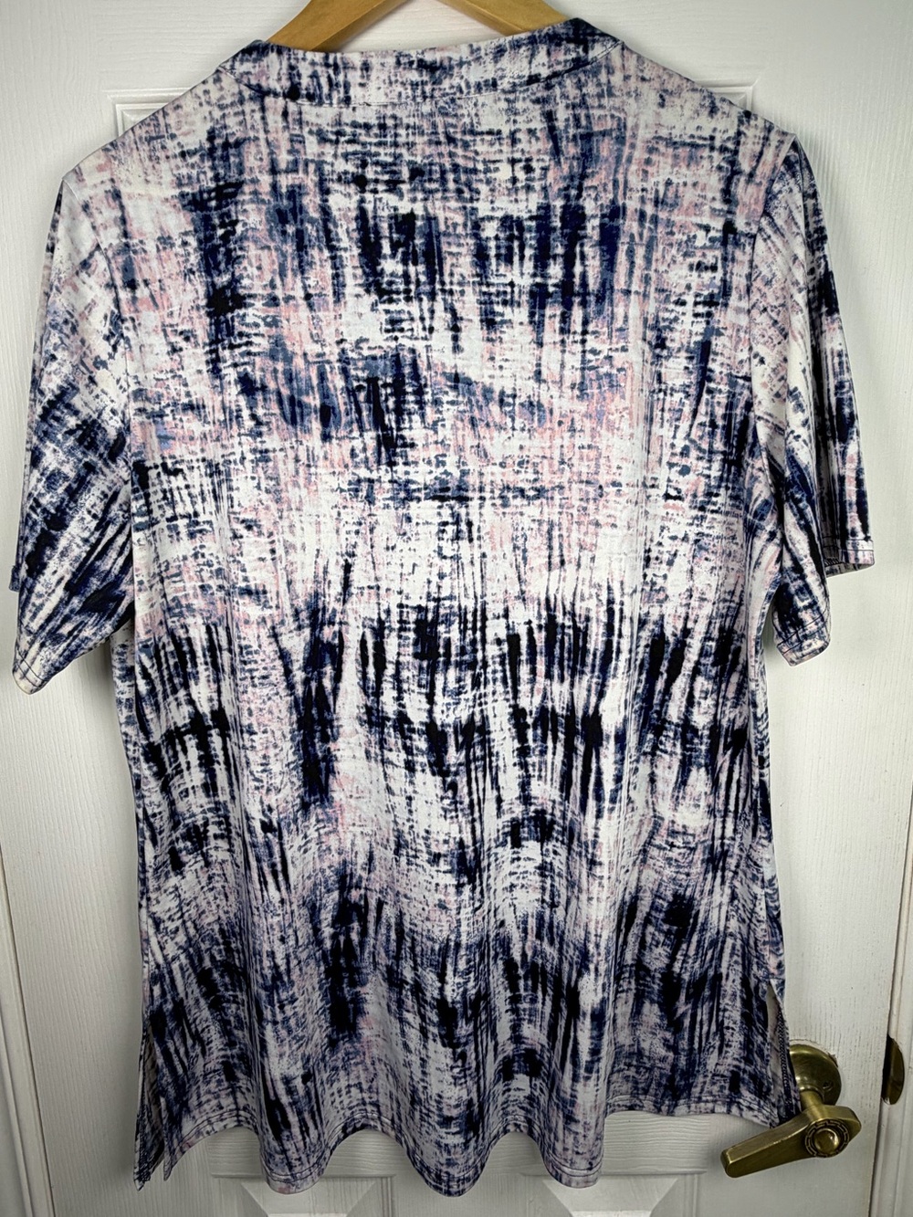 Mandee Women's Navy Pink Abstract Henley XL Short Sleeve Casual Stretch Blouse - Picture 9 of 11